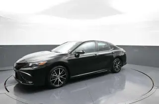 Toyota Camry 2024 AWD SE 4p Sedan
