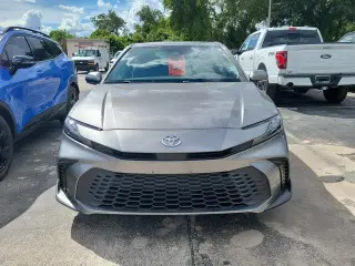 Toyota Camry 2025 AWD SE 4dr Sedán