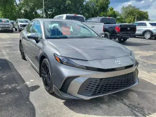 Toyota Camry 2025 AWD SE 4dr Sedán