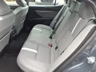 Toyota Camry 2026 SE 4dr Sedan