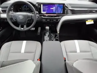 Toyota Camry 2026 SE 4dr Sedan