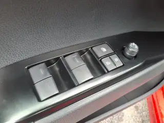 Toyota Camry 2026 SE 4dr Sedan
