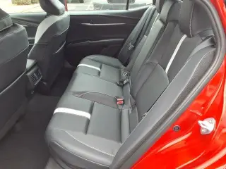 Toyota Camry 2026 SE 4dr Sedan