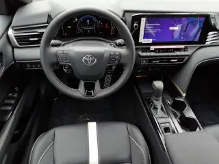 Toyota Camry 2026 SE 4dr Sedan