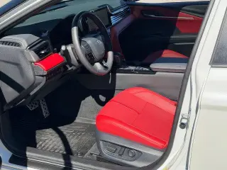 Toyota Camry 2025 SE 4dr Sedan