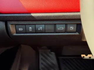 Toyota Camry 2025 SE 4dr Sedan