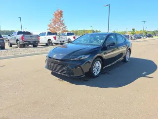 Toyota Camry 2025 LE 4dr Sedan