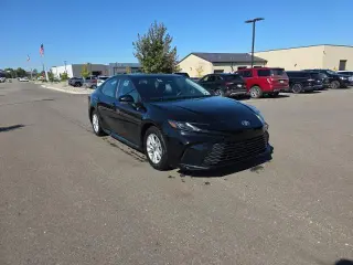 Toyota Camry 2025 LE 4dr Sedan