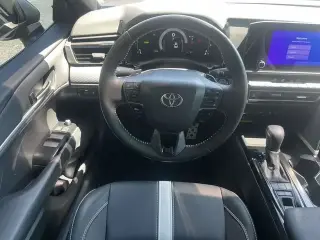 Toyota Camry 2026 SE Sedán 4 puertas