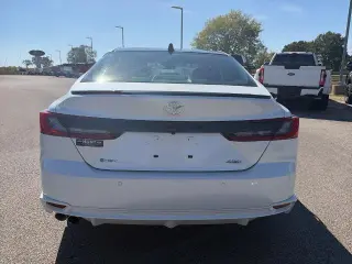 Toyota Camry 2025 SE 4p Sedan