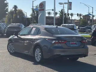 Toyota Camry 2024 LE 4p Sedan