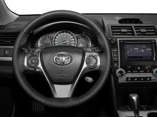 Toyota Camry 2013 SE V6 4p Sedana