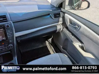 Toyota Camry 2017 XSE 4dr Sedán