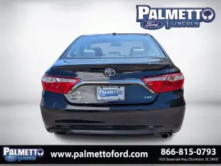 Toyota Camry 2017 XSE 4dr Sedán