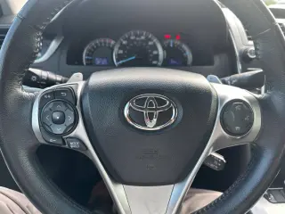 Toyota Camry 2012 SE 4dr Sedán