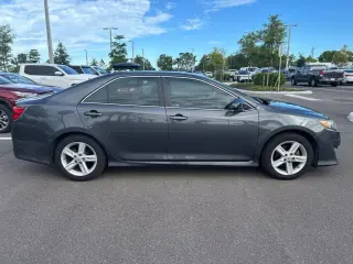 Toyota Camry 2012 SE 4dr Sedán