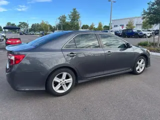 Toyota Camry 2012 SE 4dr Sedán