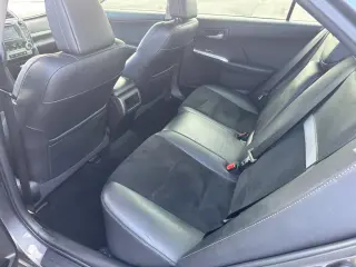 Toyota Camry 2012 SE 4dr Sedán