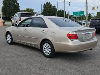 Toyota Camry 2006 LE 4p Sedan con Manual