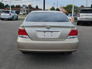 Toyota Camry 2006 LE 4p Sedan con Manual