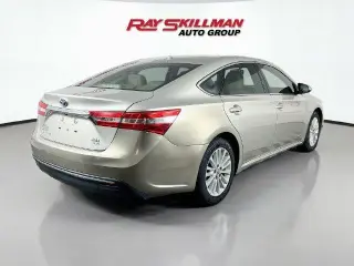 Toyota Avalon Hybrid 2013 XLE Touring Sedán 4p.