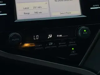 Toyota Camry 2019 SE 4dr Sedan