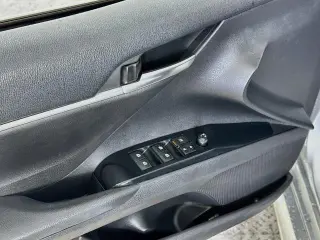 Toyota Camry 2018 SE Sedán de 4 puertas