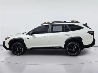 Subaru Outback 2025 AWD Wilderness Crossover de 4 puertas