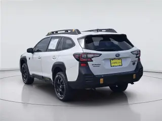 Subaru Outback 2025 AWD Wilderness Crossover de 4 puertas