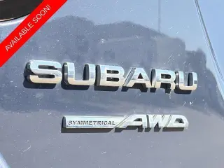 Subaru Legacy 2023 AWD Premium Sedán 4 puertas