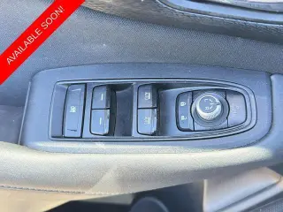 Subaru Legacy 2023 AWD Premium Sedán 4 puertas