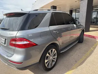 Mercedes-Benz Clase M 2012 tracción en las cuatro ruedas ML 350 4MATIC 4p SUV