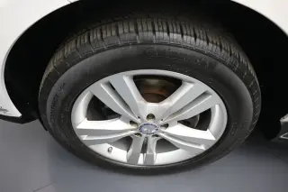 Clase M de Mercedes-Benz 2014 ML 350 4MATIC 4p SUV AWD