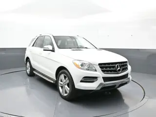 Clase M de Mercedes-Benz 2014 ML 350 4MATIC 4p SUV AWD