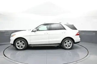 Clase M de Mercedes-Benz 2014 ML 350 4MATIC 4p SUV AWD