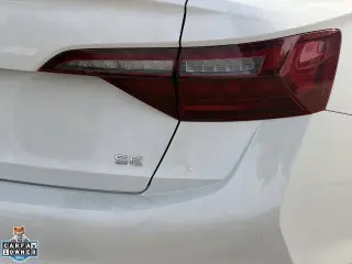 Volkswagen Jetta 2023 SE 4dr Sedán