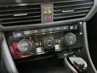 Volkswagen Jetta 2024 SE 4p Sedan