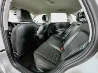 Volkswagen Jetta 2024 SE 4p Sedan