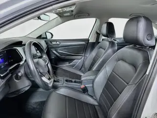 Volkswagen Jetta 2024 SE 4p Sedan