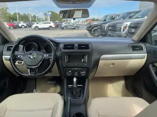 Volkswagen Jetta 2015 SE Sedán 4 puertas 6A