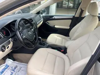 Volkswagen Jetta 2015 SE Sedán 4 puertas 6A