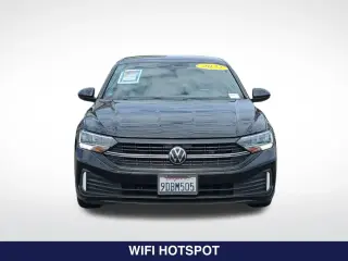 Volkswagen Jetta 2022 Sport 4p Sedán 8A