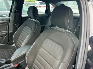Volkswagen Jetta 2024 Sport 4p Sedan 6M