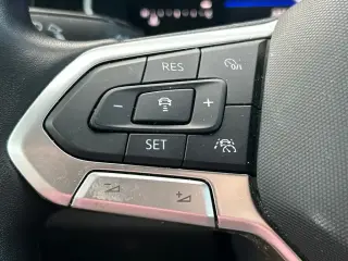 Volkswagen Jetta 2024 Sport 4p Sedan 6M