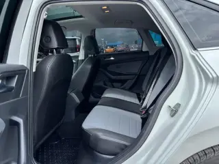 Volkswagen Jetta 2025 SE 4dr Sedan