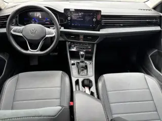 Volkswagen Jetta 2025 SE 4dr Sedan