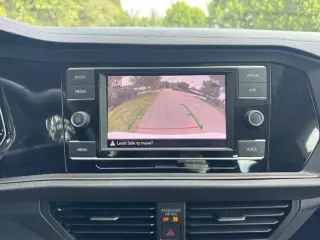 Volkswagen Jetta 2024 SE 4dr Sedán