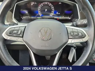 Volkswagen Jetta 2024 S 4p Sedan 8P