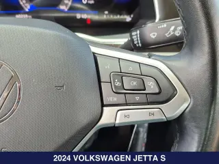 Volkswagen Jetta 2024 S 4p Sedan 8P