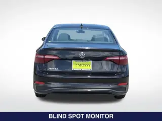 Volkswagen Jetta 2024 S 4p Sedan 8P